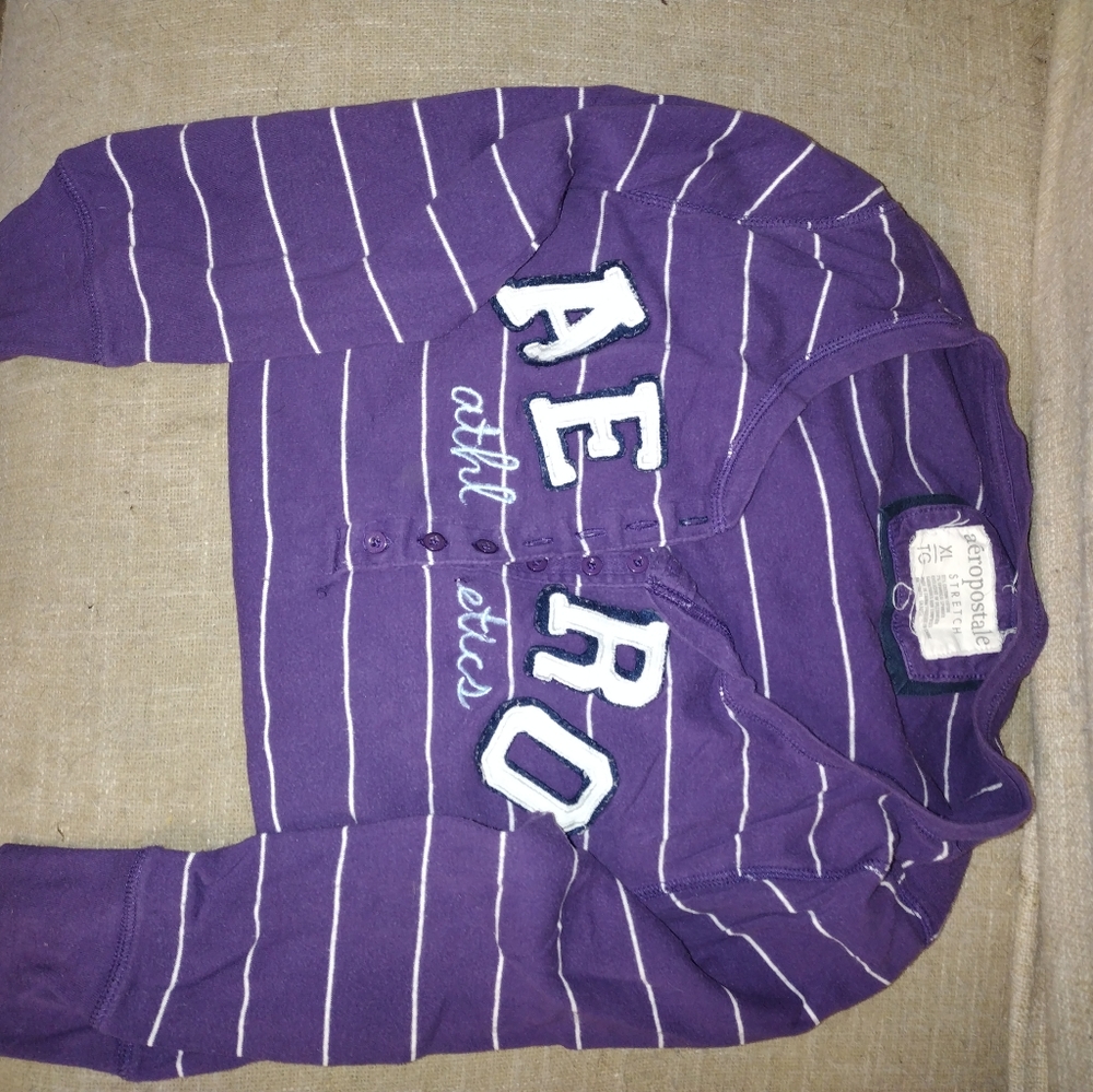 XL purple 3/4 length sleeve tshirt